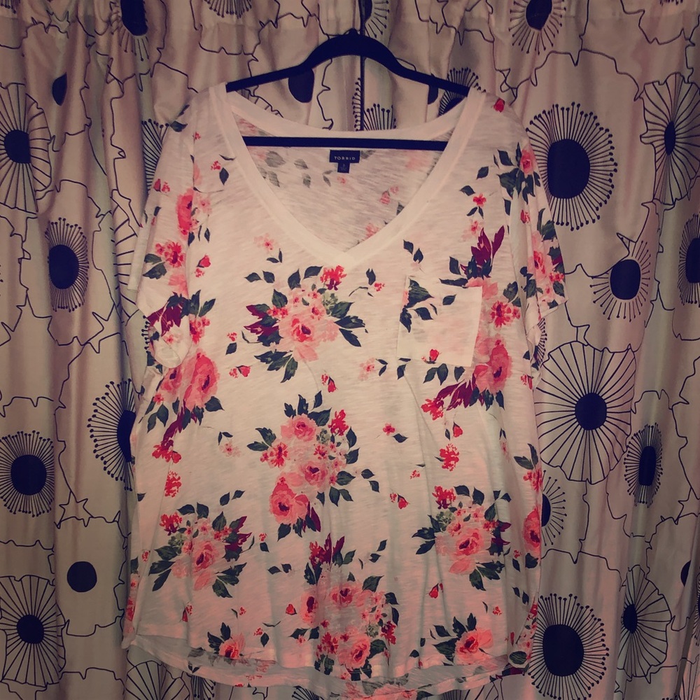 Torrid floral t-shirt
